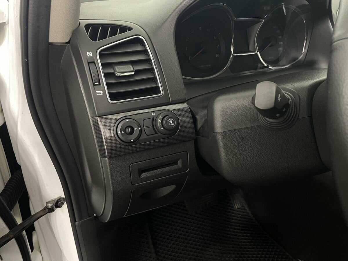 Chevrolet Captiva с пробегом — 2014 год. Фото: #8