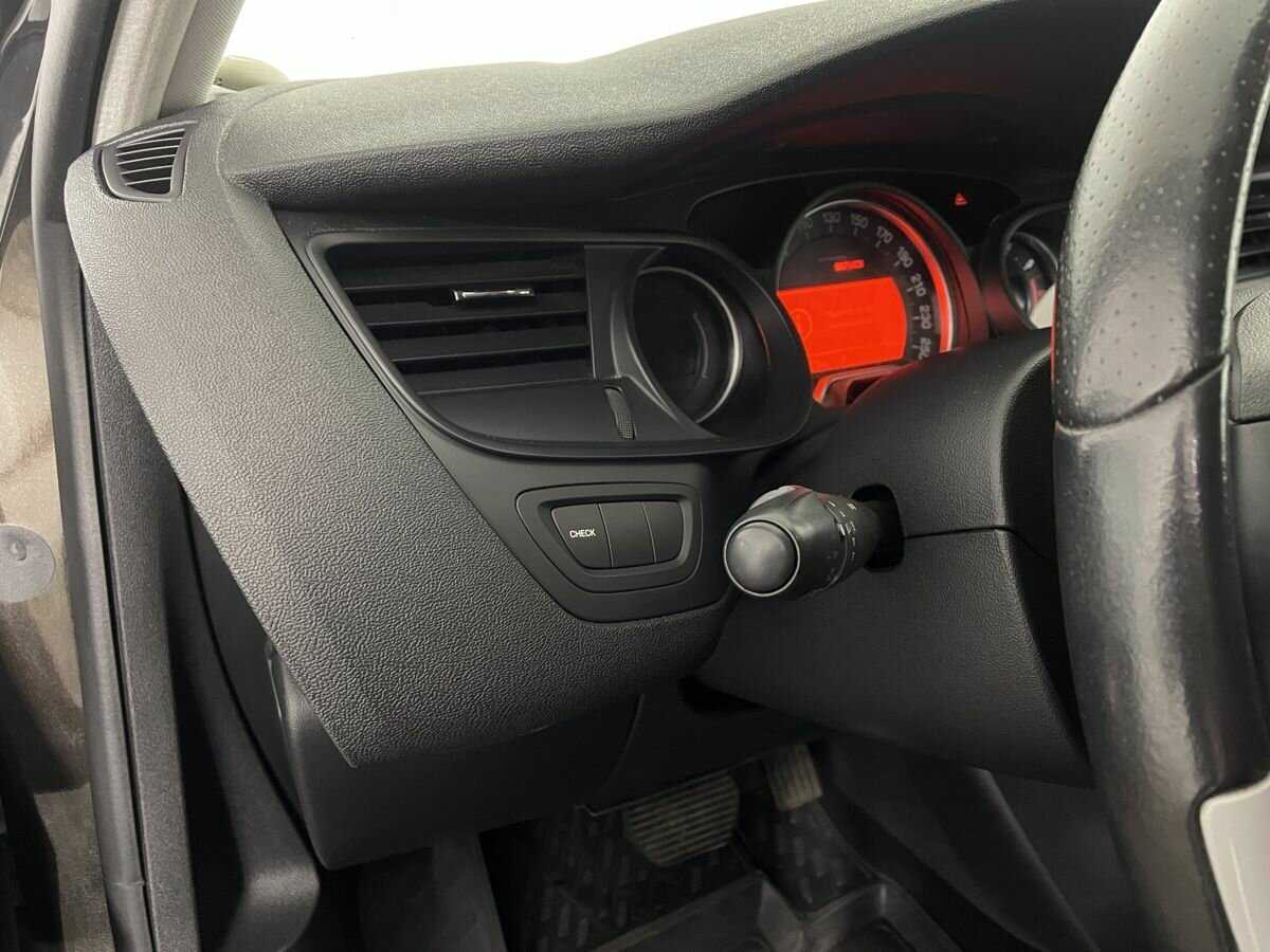 Citroen C5 с пробегом — 2013 год. Фото: #8