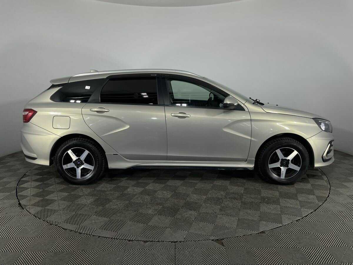 Lada (ВАЗ) Vesta с пробегом — 2018 год. Фото: #3