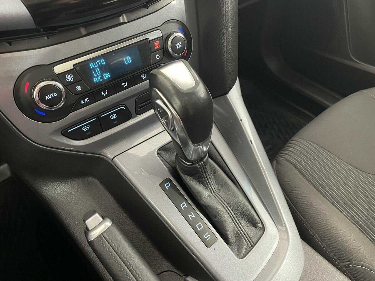 Ford Focus с пробегом — 2013 год. Фото: #12