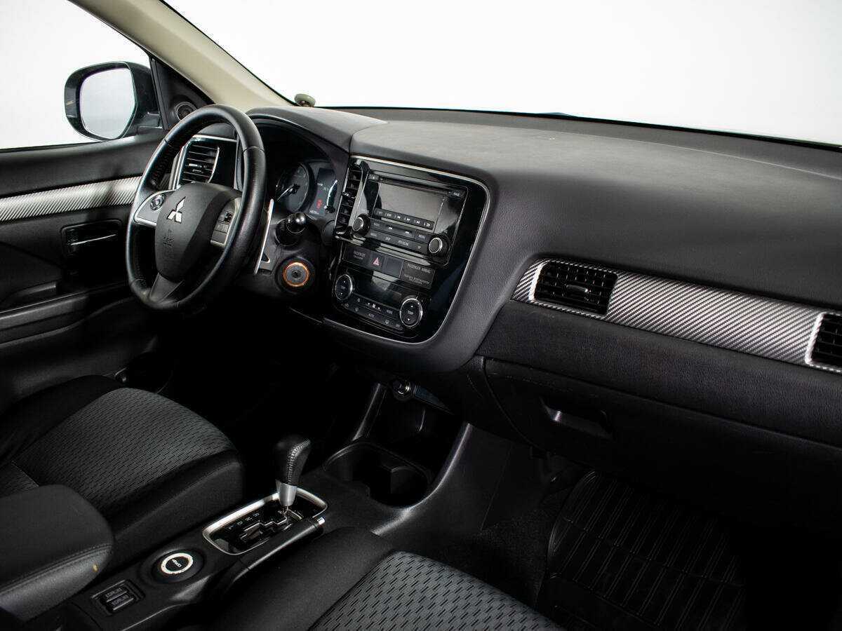 Mitsubishi Outlander с пробегом — 2012 год. Фото: #5