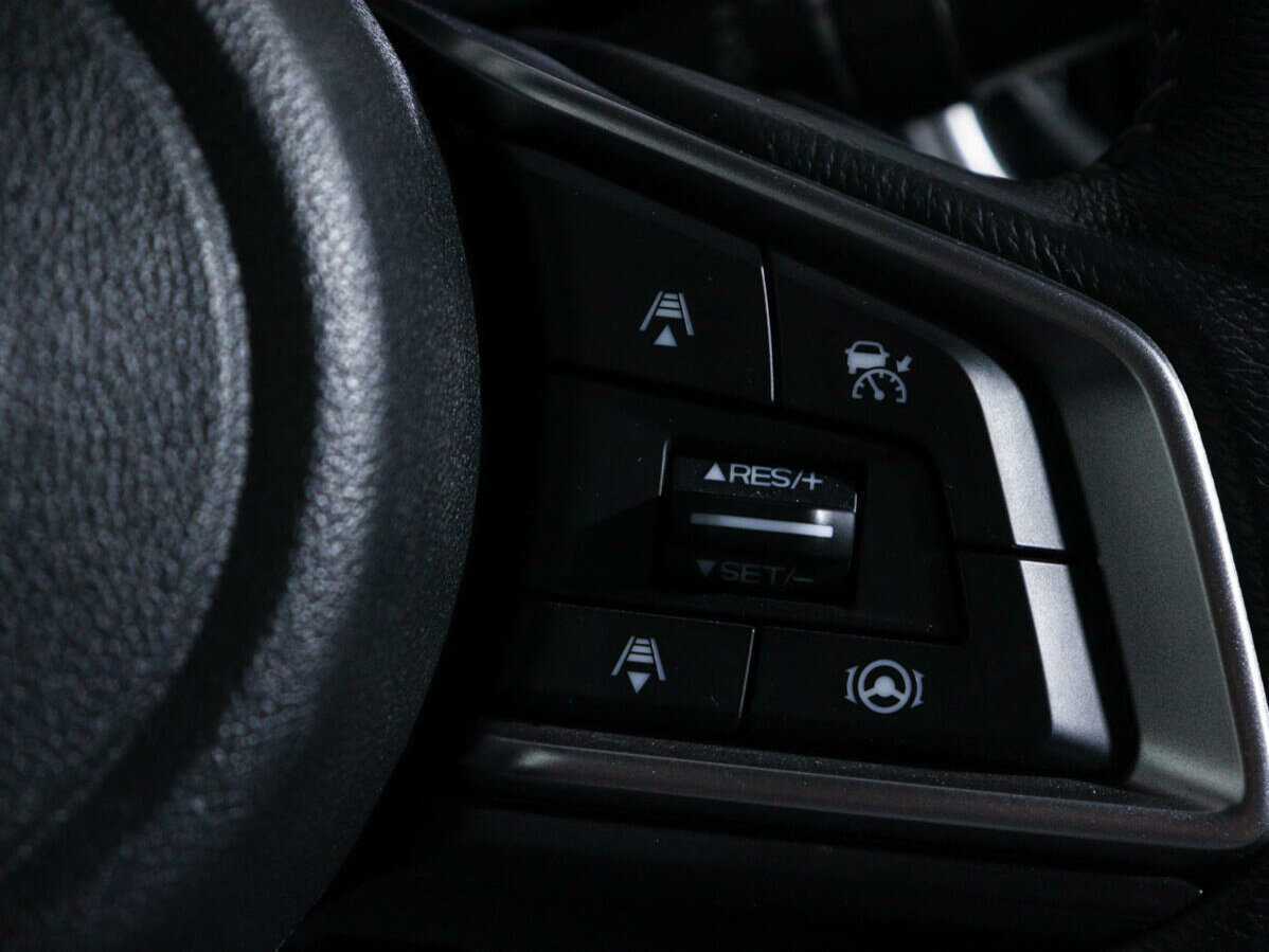 Subaru Legacy с пробегом — 2020 год. Фото: #15