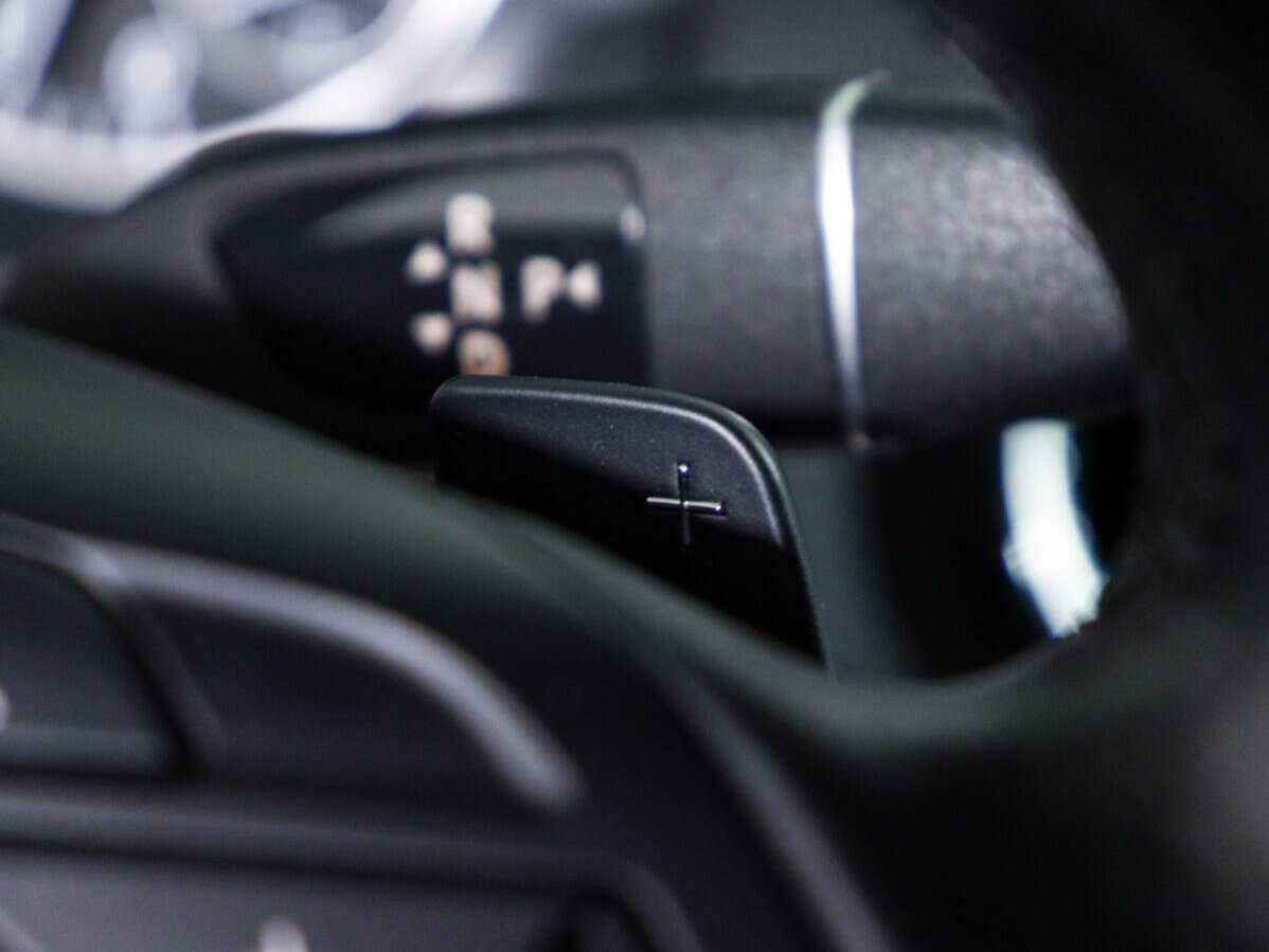 Mercedes-Benz A-Класс с пробегом — 2015 год. Фото: #15