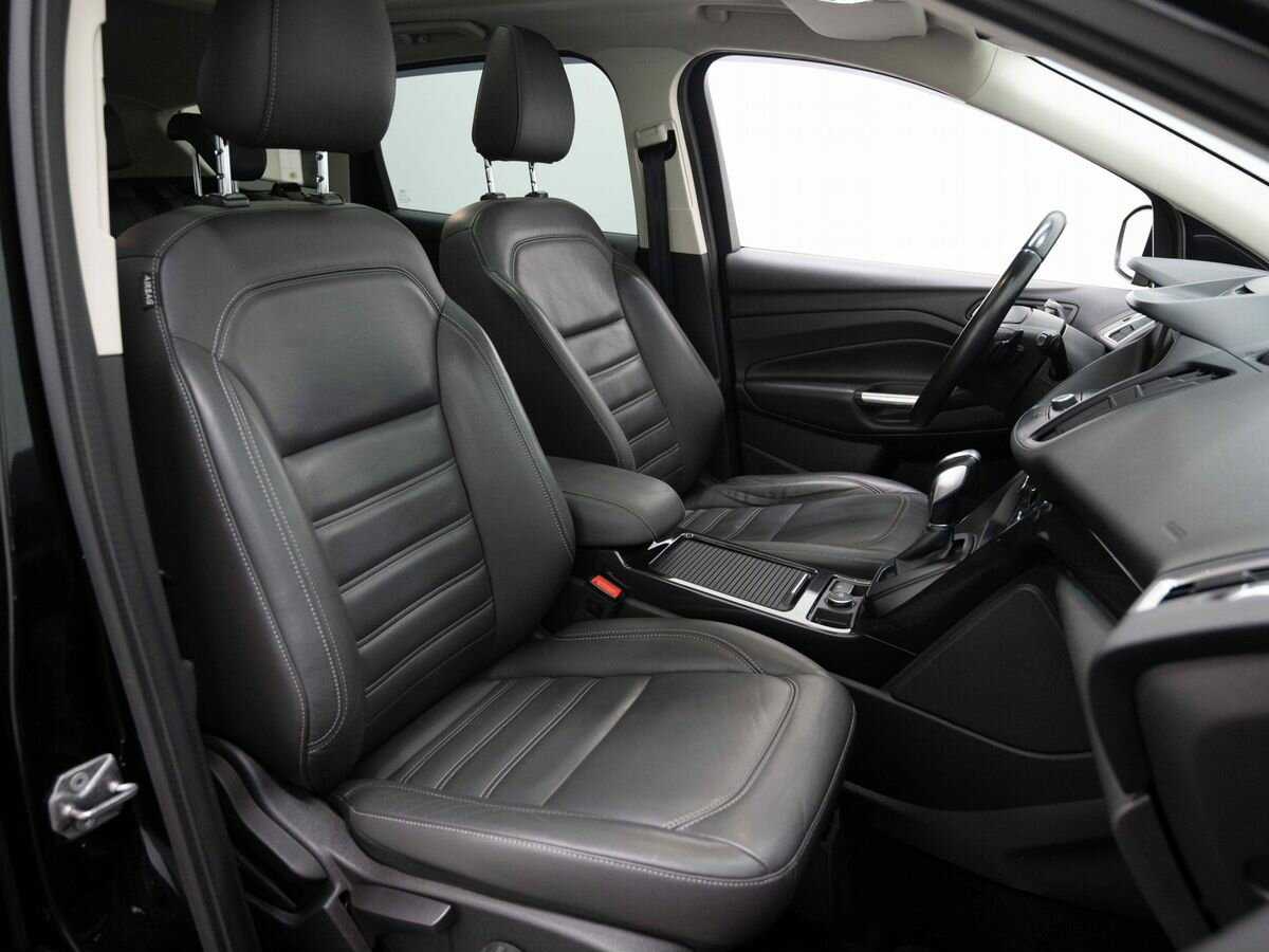 Ford Kuga с пробегом — 2017 год. Фото: #11