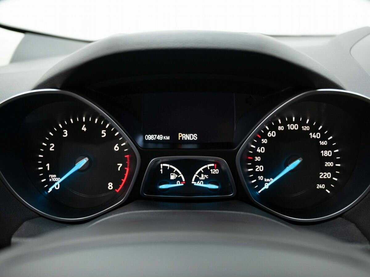 Ford Kuga с пробегом — 2017 год. Фото: #16