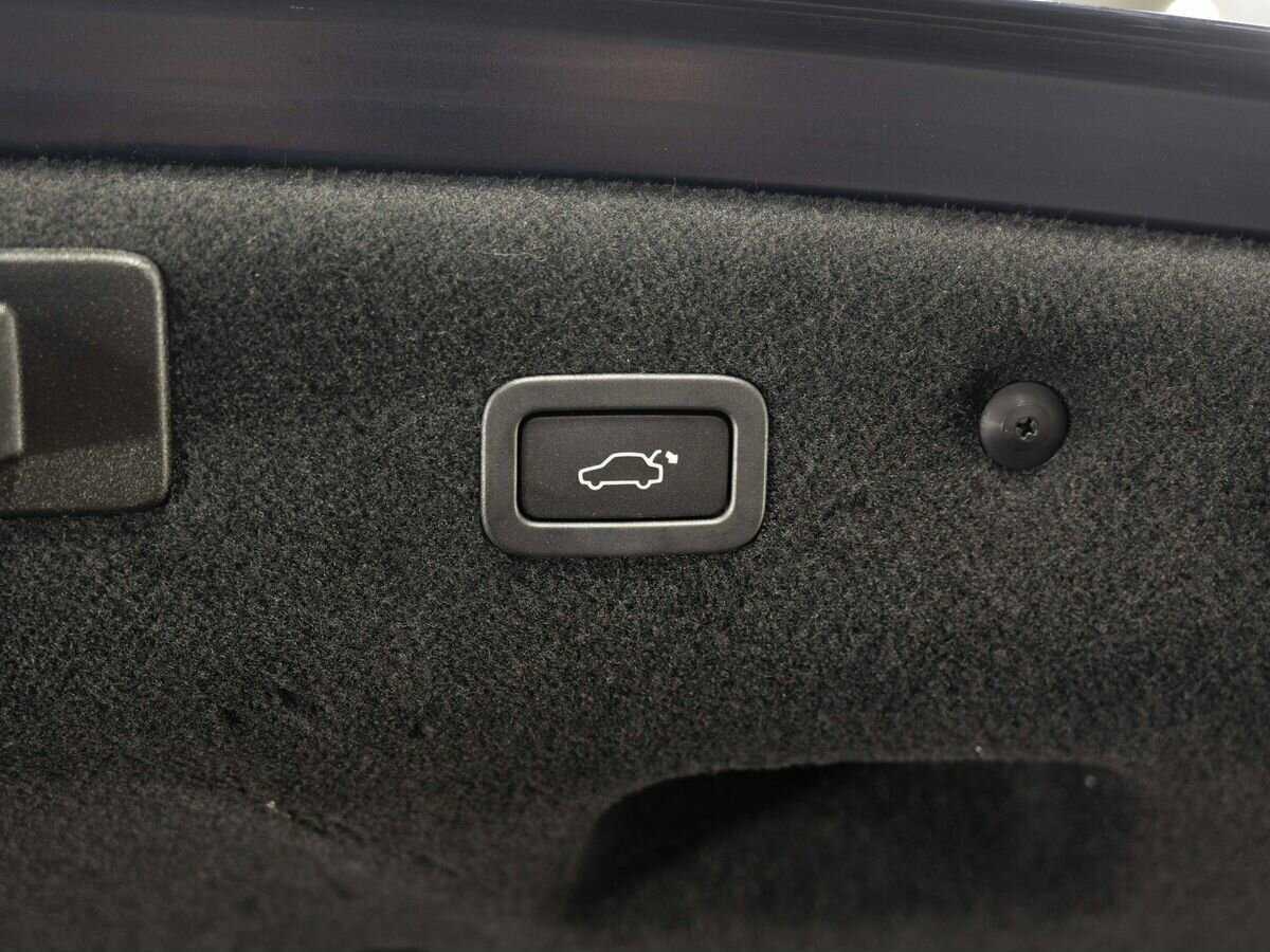 Jaguar XF с пробегом — 2017 год. Фото: #26