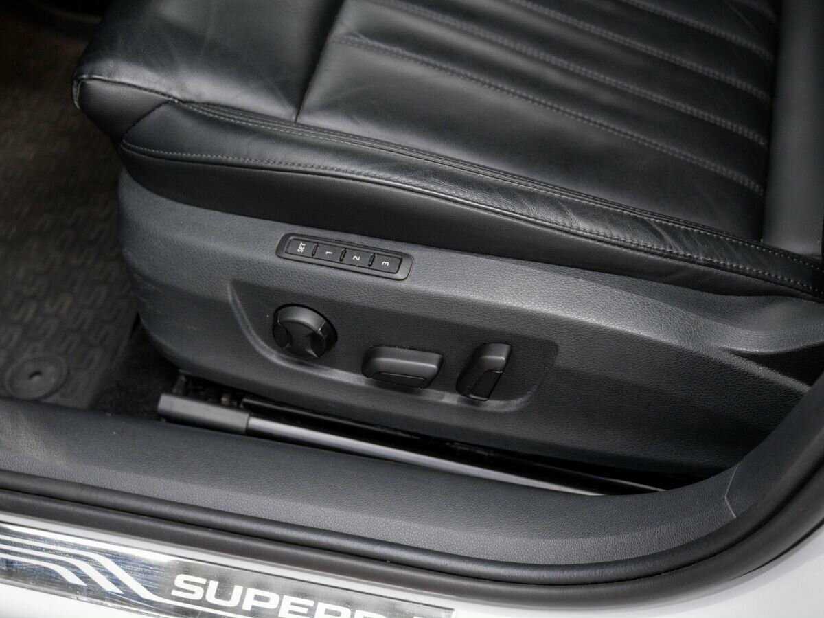 Skoda Superb с пробегом — 2018 год. Фото: #16