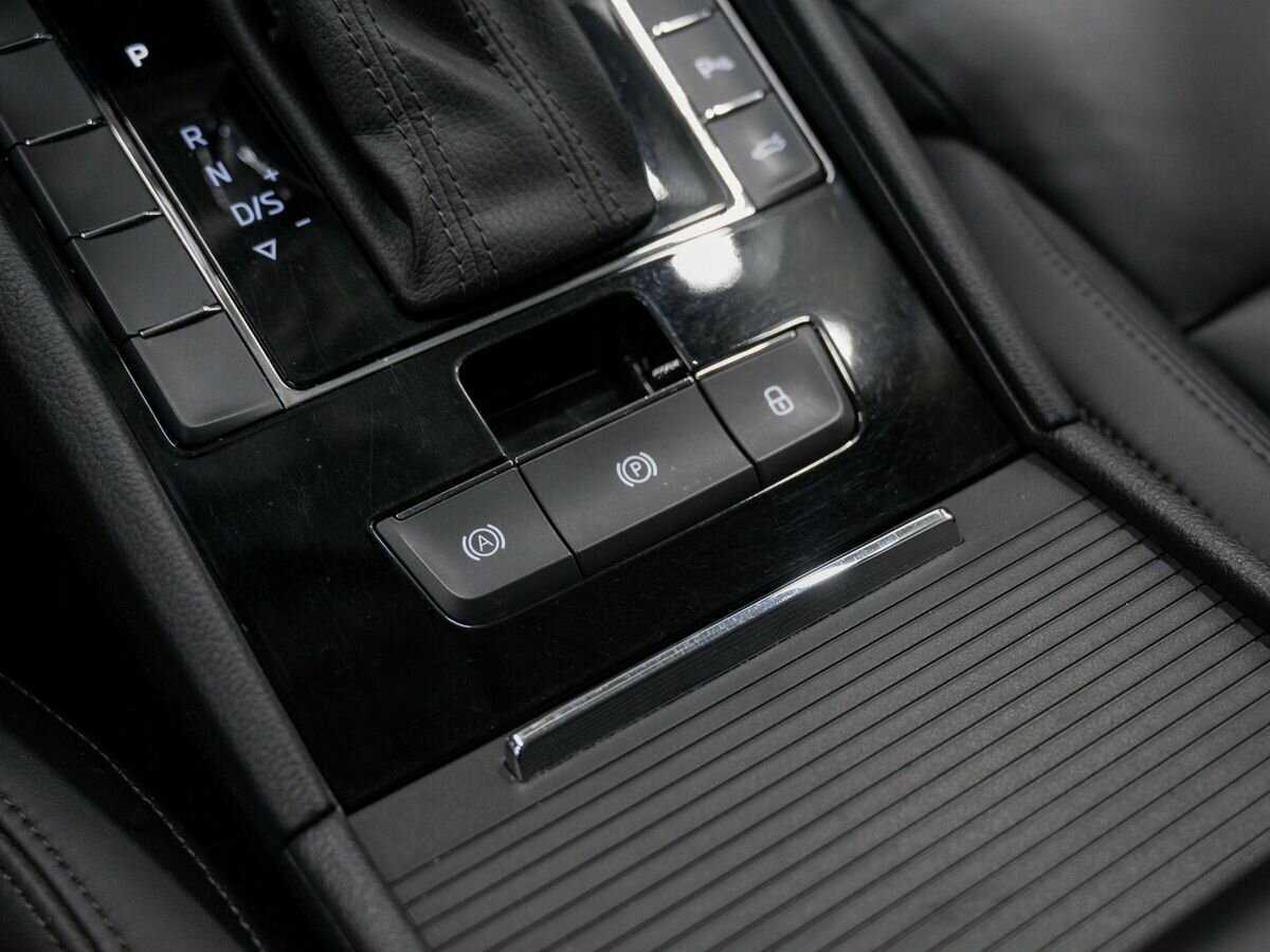 Skoda Superb с пробегом — 2018 год. Фото: #20
