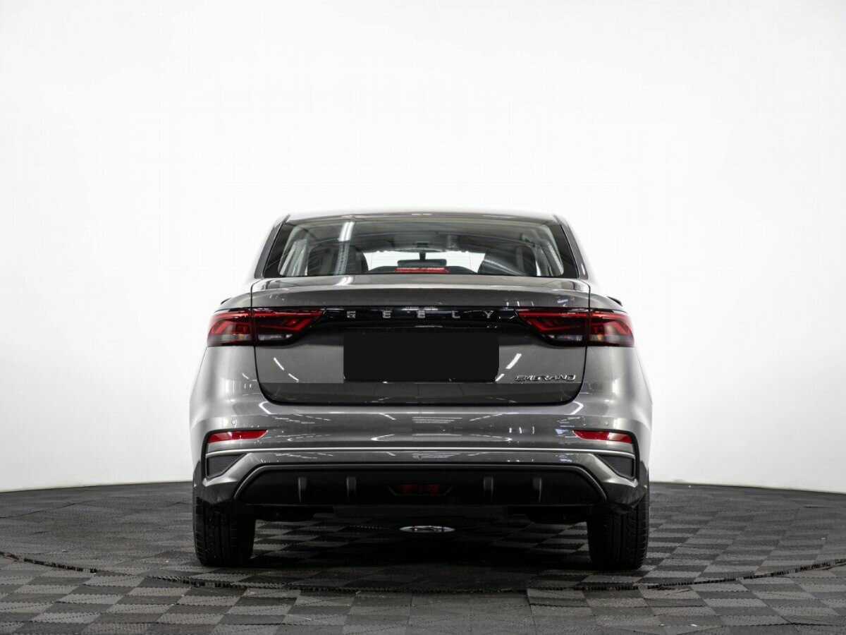 Geely Emgrand с пробегом — 2023 год. Фото: #4