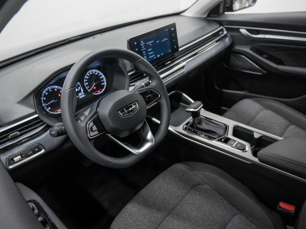 Geely Emgrand с пробегом — 2023 год. Фото: #12