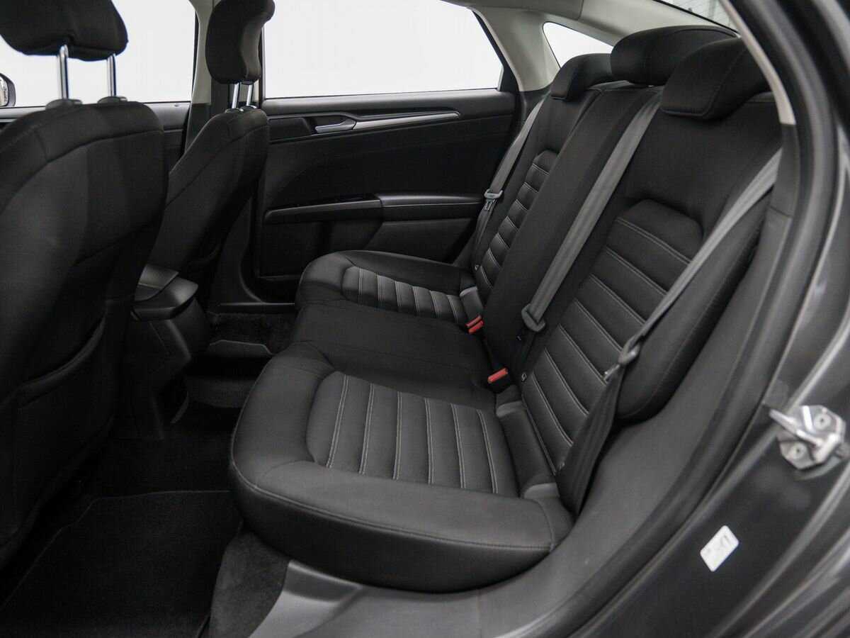 Ford Mondeo с пробегом — 2017 год. Фото: #10