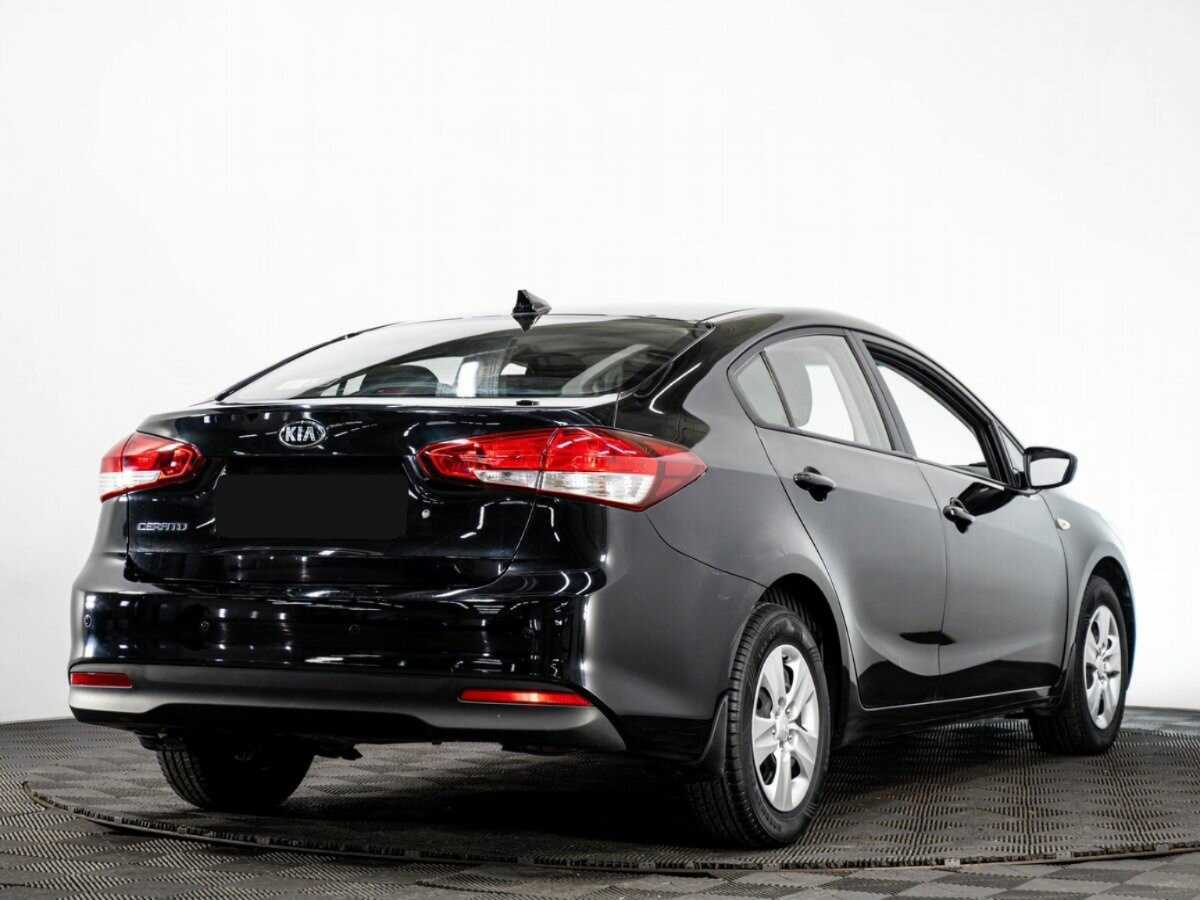 Kia Cerato с пробегом — 2018 год. Фото: #3
