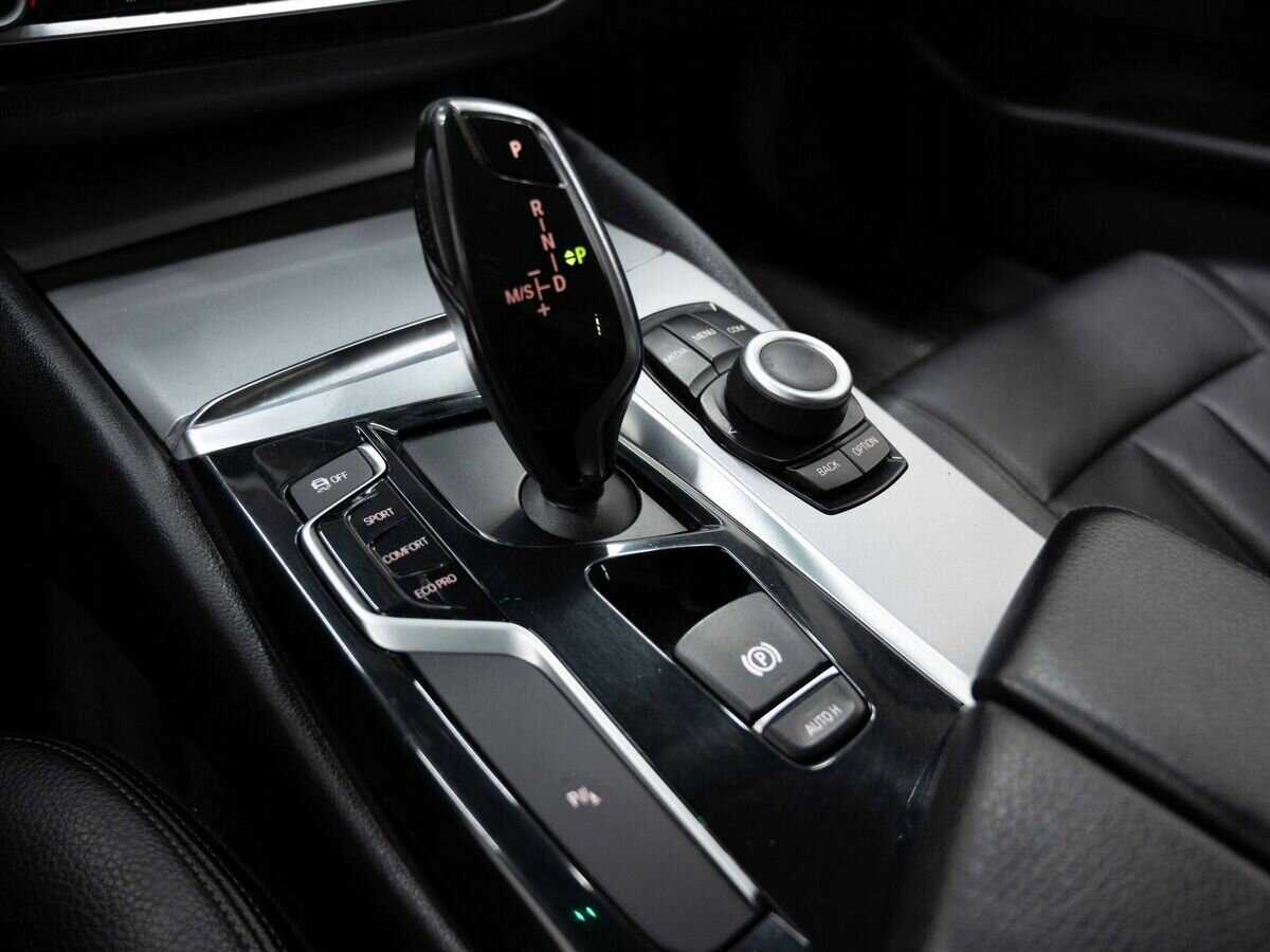 BMW 5 серии с пробегом — 2018 год. Фото: #23