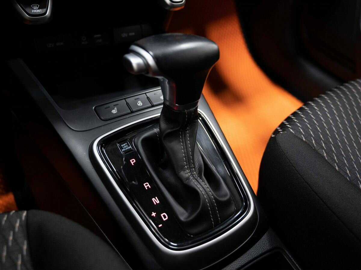 Kia Rio с пробегом — 2019 год. Фото: #20