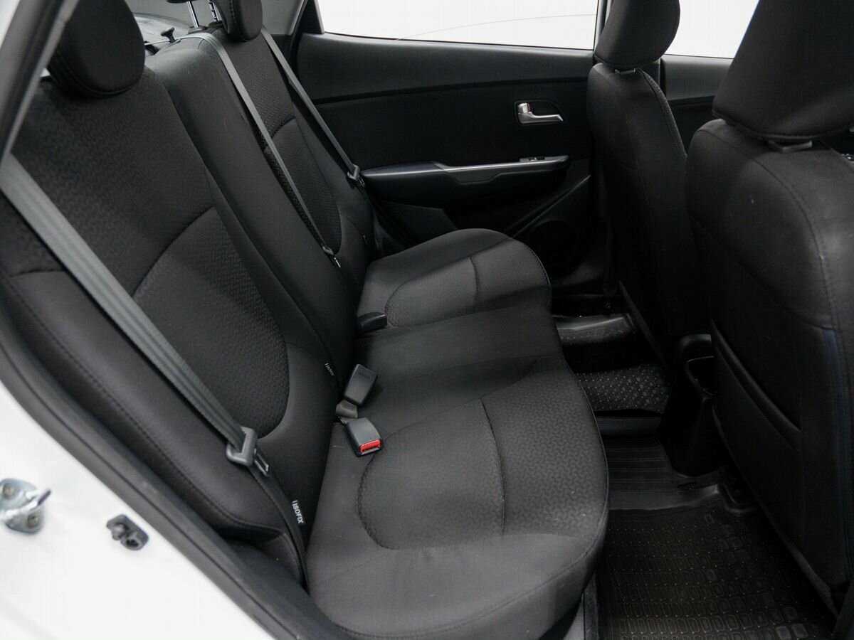 Kia Rio с пробегом — 2016 год. Фото: #8