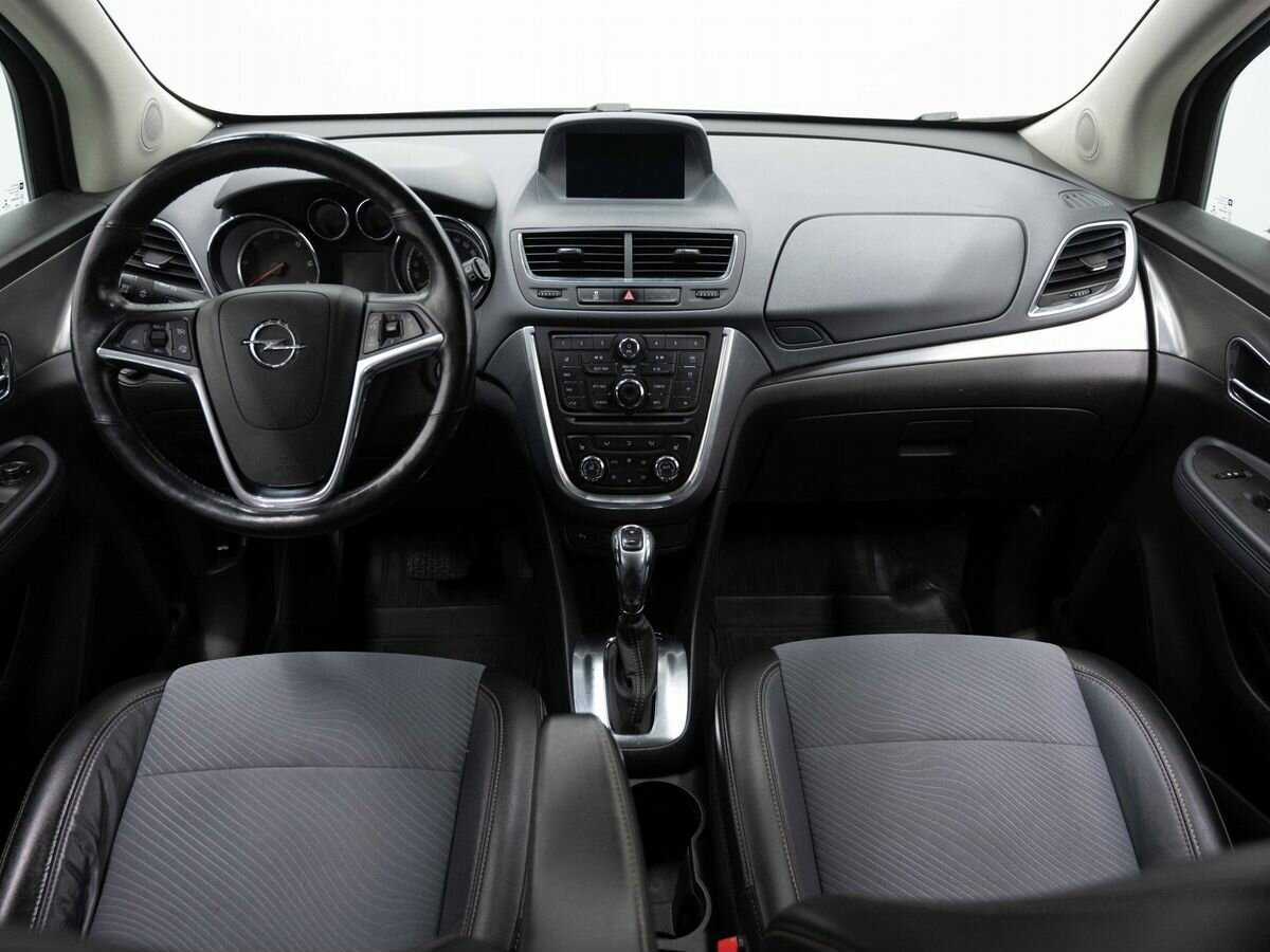 Opel Mokka с пробегом — 2014 год. Фото: #12