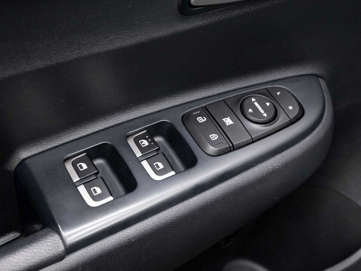 Kia Rio с пробегом — 2020 год. Фото: #19