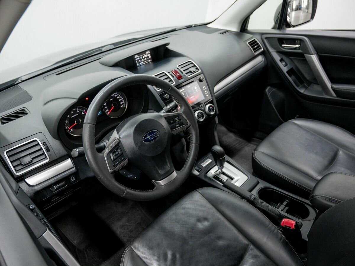 Subaru Forester с пробегом — 2015 год. Фото: #12