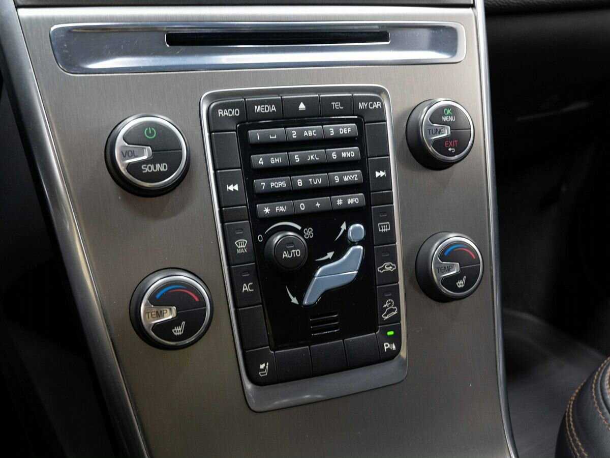 Volvo XC60 с пробегом — 2013 год. Фото: #19