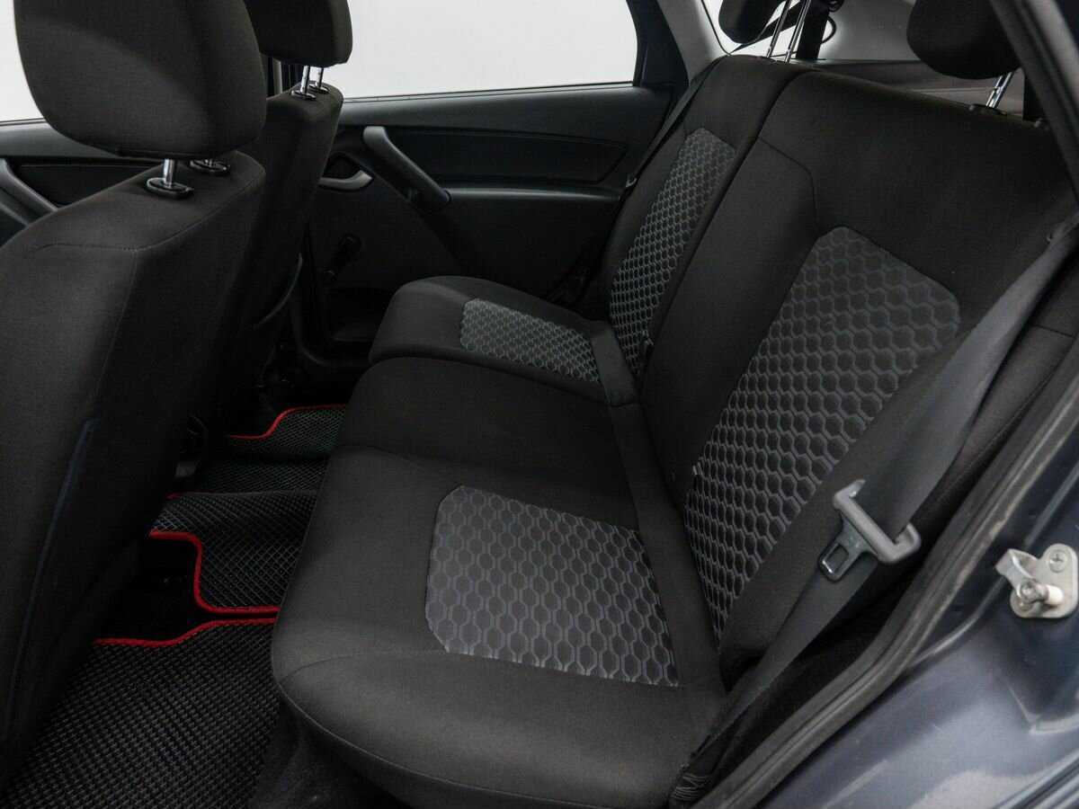 Lada (ВАЗ) Granta с пробегом — 2018 год. Фото: #12