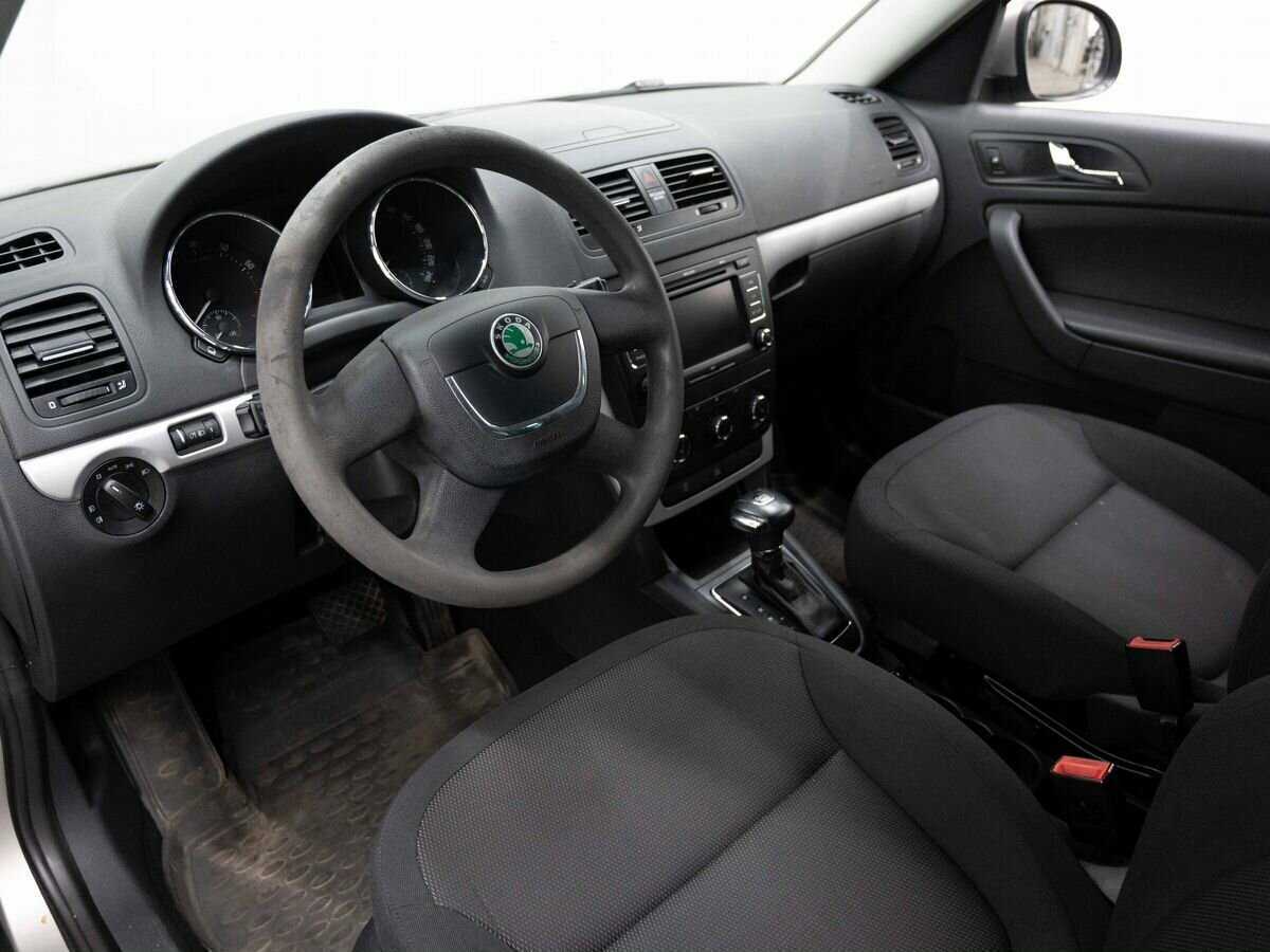 Skoda Yeti с пробегом — 2012 год. Фото: #6