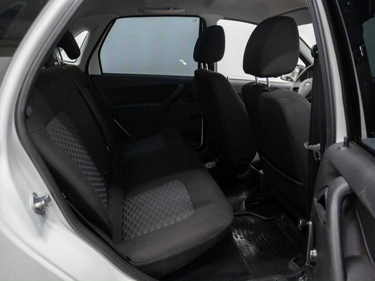 Lada (ВАЗ) Granta с пробегом — 2020 год. Фото: #9