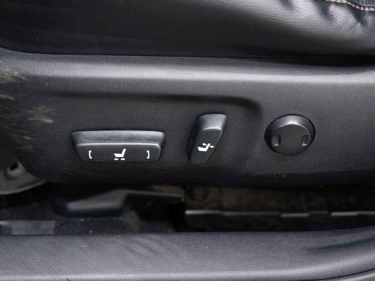 Toyota Camry с пробегом — 2014 год. Фото: #20