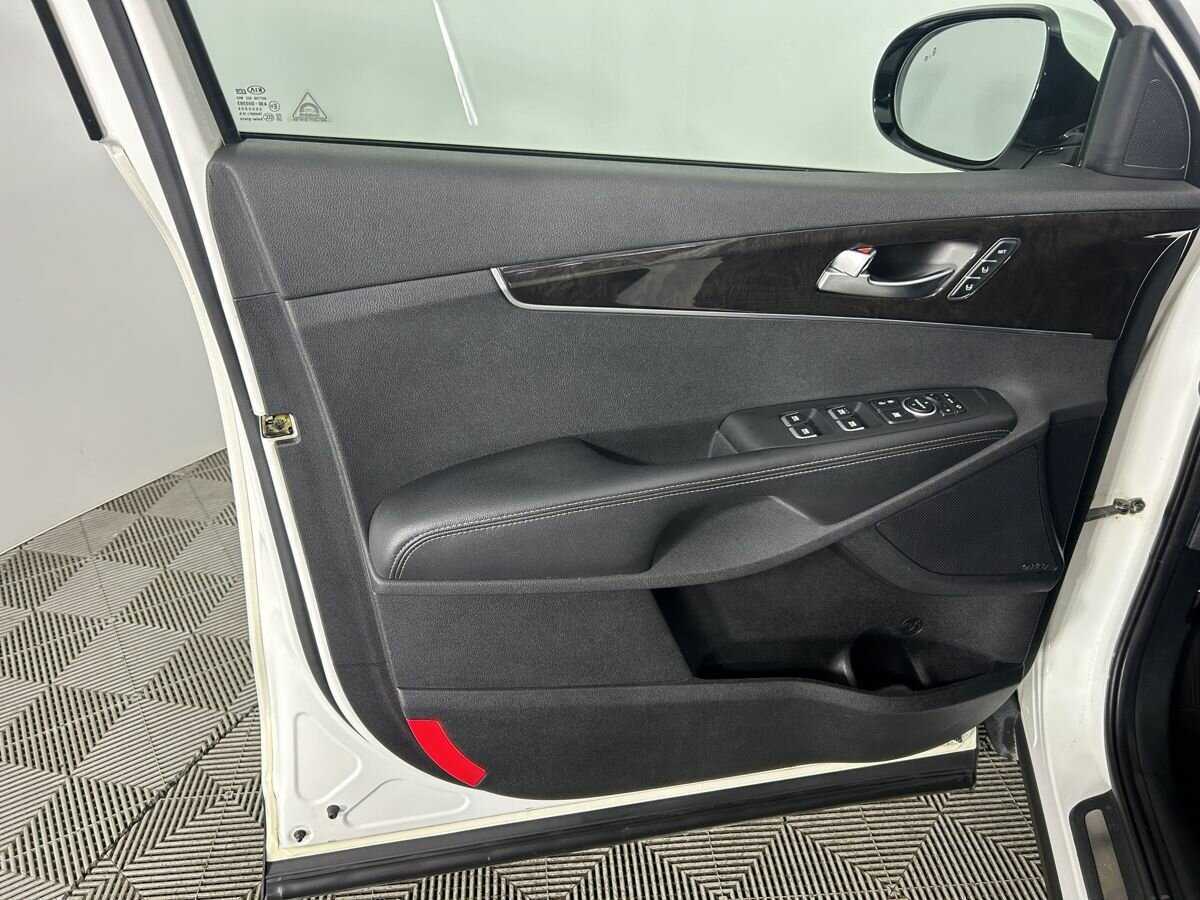 Kia Sorento с пробегом — 2017 год. Фото: #7