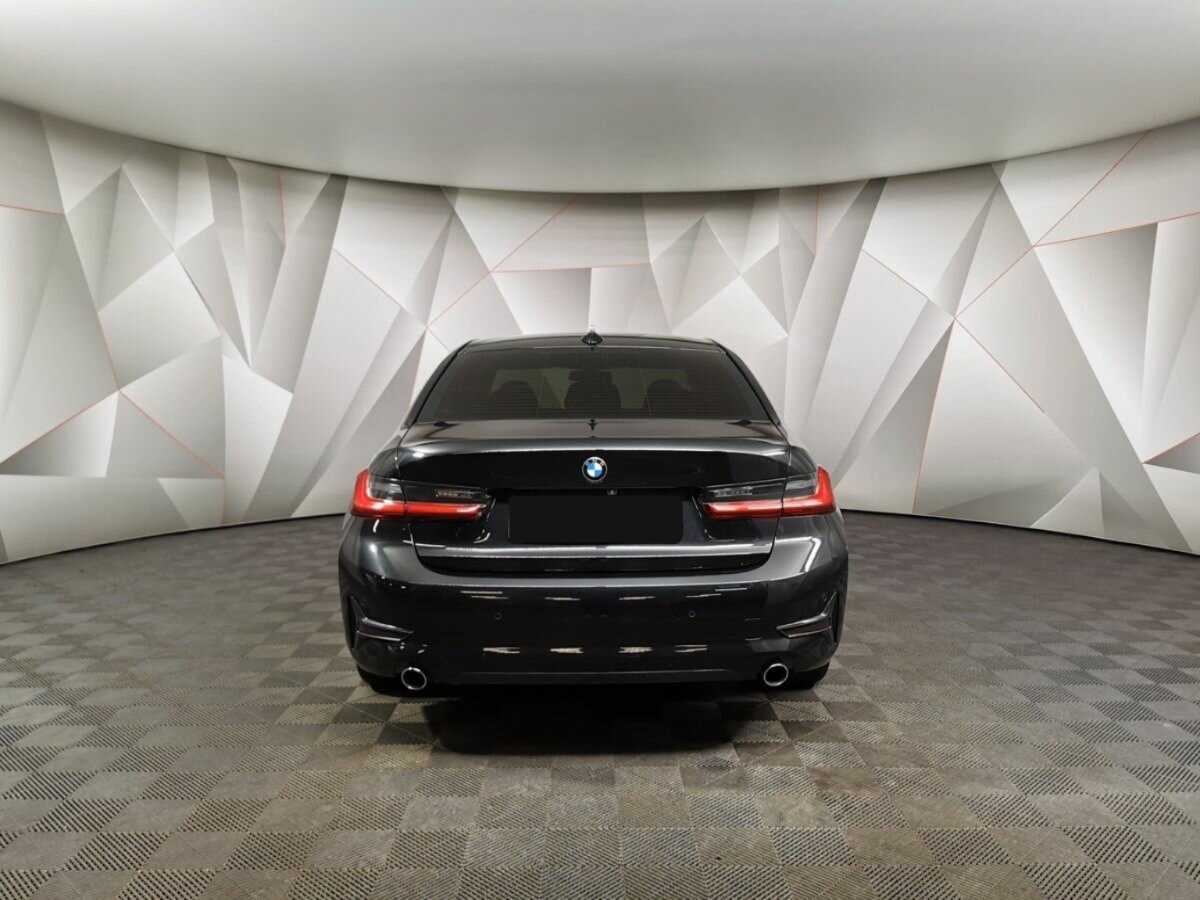 BMW 3 серии с пробегом — 2020 год. Фото: #7