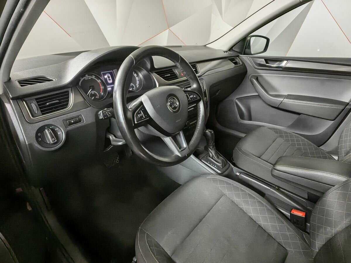 Skoda Rapid с пробегом — 2018 год. Фото: #13