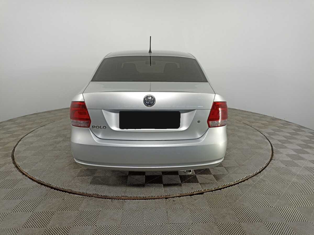 Volkswagen Polo с пробегом — 2014 год. Фото: #5