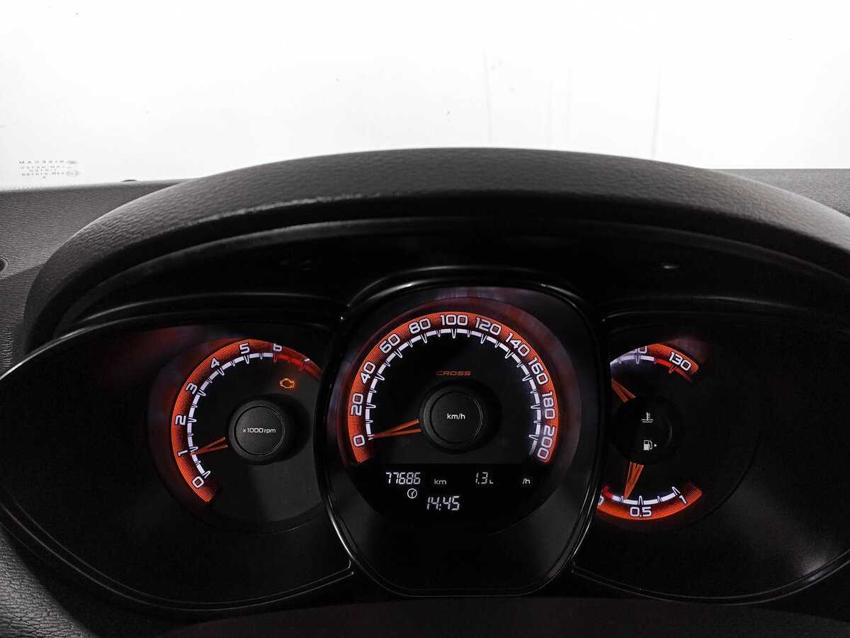 Lada (ВАЗ) Vesta с пробегом — 2019 год. Фото: #8