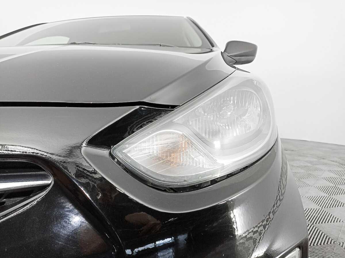 Hyundai Solaris с пробегом — 2013 год. Фото: #16