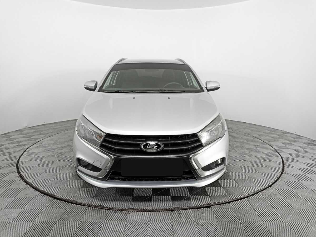 Lada (ВАЗ) Vesta с пробегом — 2019 год. Фото: #1