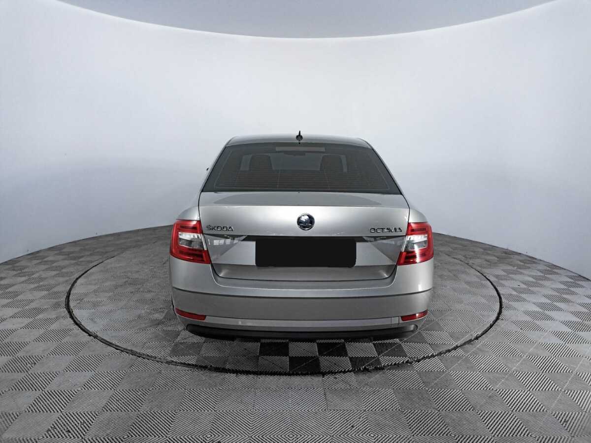 Skoda Octavia с пробегом — 2019 год. Фото: #5