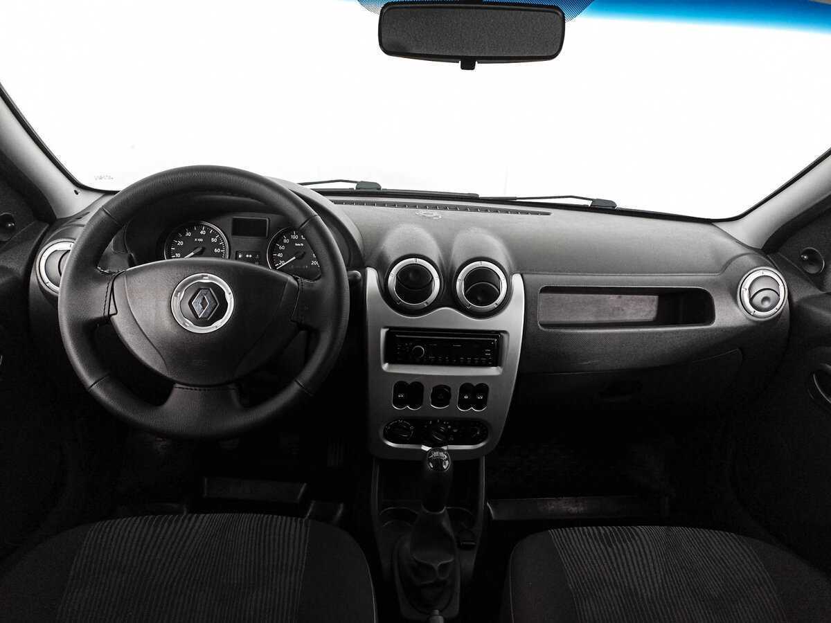 Renault Logan с пробегом — 2014 год. Фото: #11