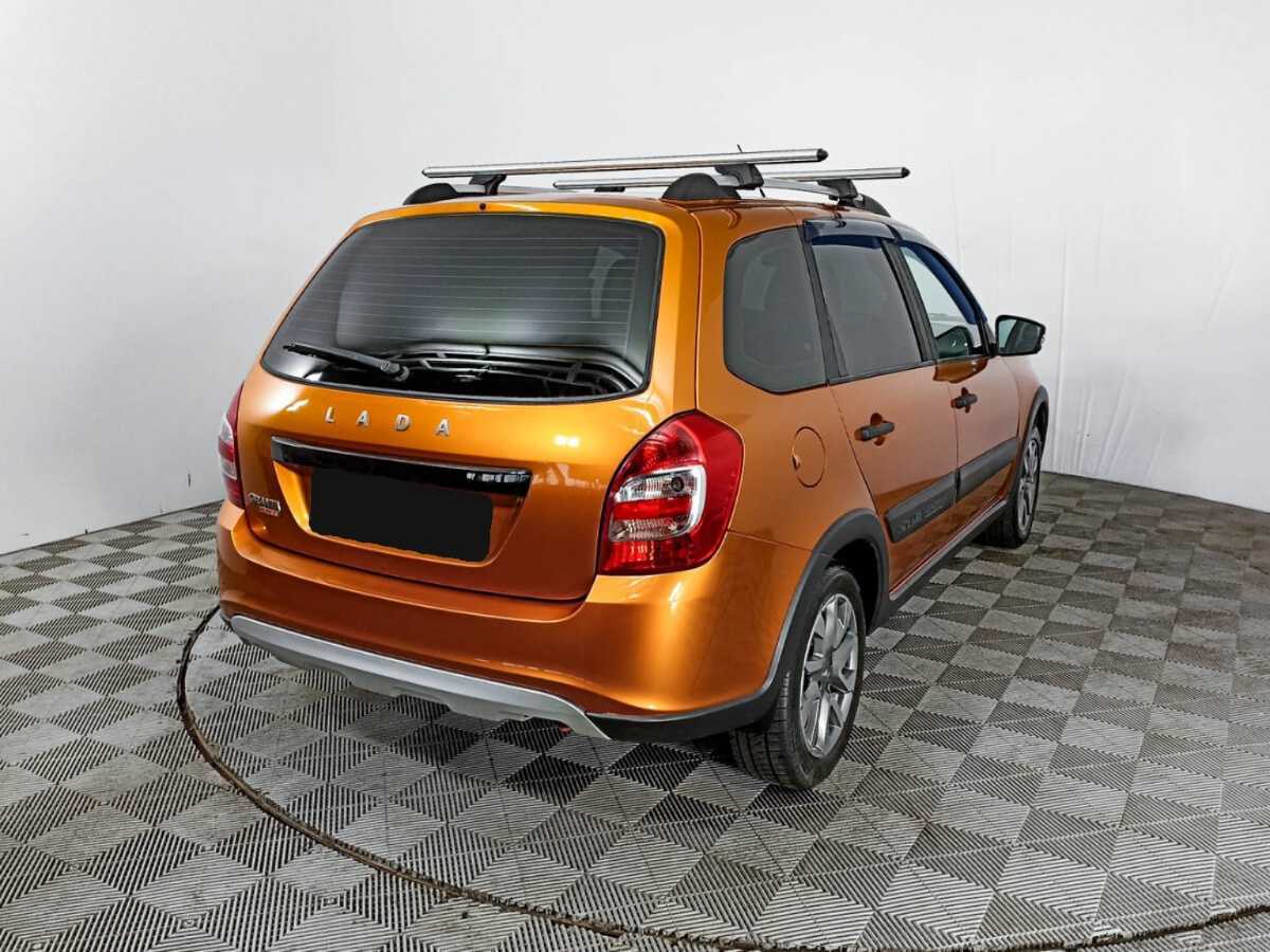 Lada (ВАЗ) Granta с пробегом — 2022 год. Фото: #3