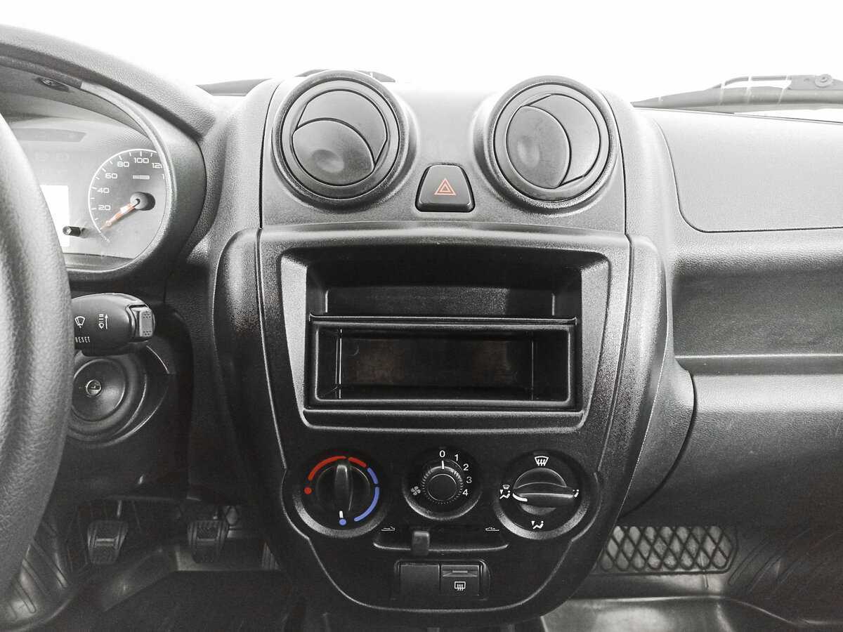 Lada (ВАЗ) Granta с пробегом — 2018 год. Фото: #8