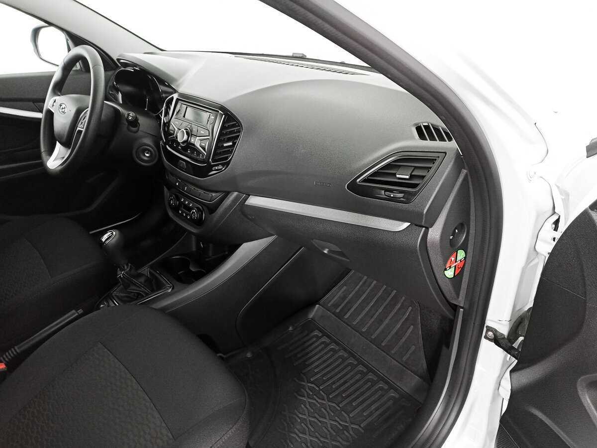 Lada (ВАЗ) Vesta с пробегом — 2021 год. Фото: #6