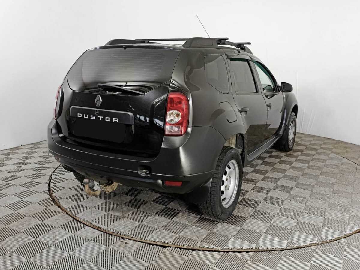 Renault Duster с пробегом — 2014 год. Фото: #4