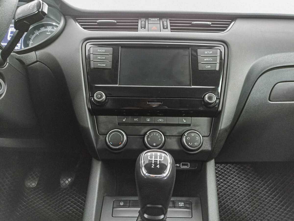 Skoda Octavia с пробегом — 2019 год. Фото: #12