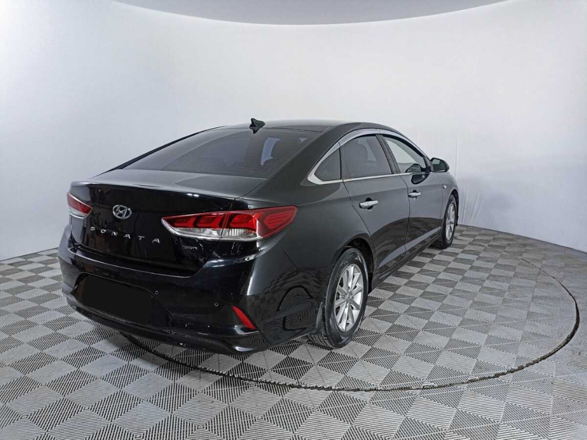 Hyundai Sonata с пробегом — 2017 год. Фото: #4