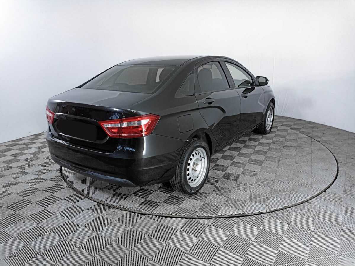 Lada (ВАЗ) Vesta с пробегом — 2017 год. Фото: #4