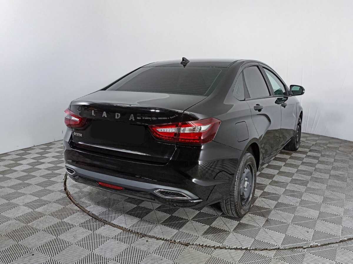 Lada (ВАЗ) Vesta с пробегом — 2023 год. Фото: #3