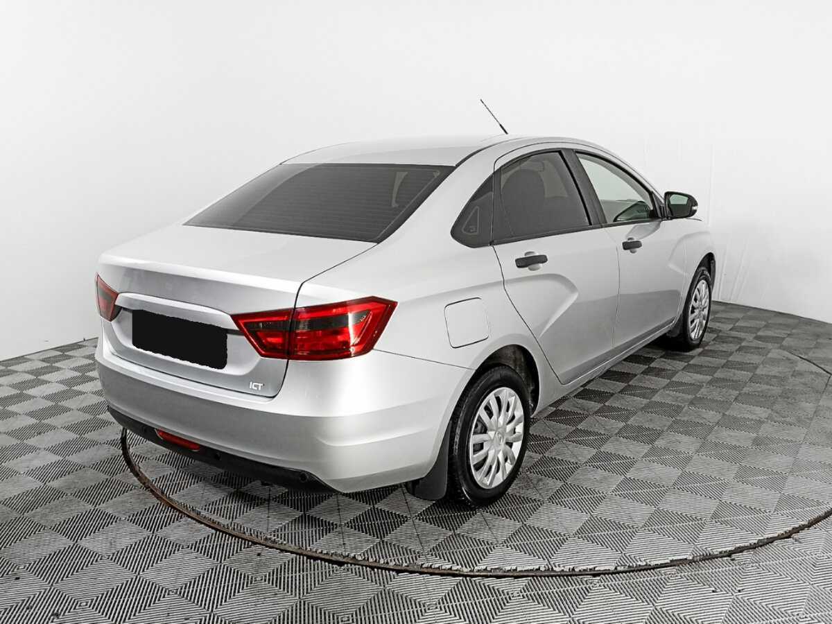 Lada (ВАЗ) Vesta с пробегом — 2018 год. Фото: #4