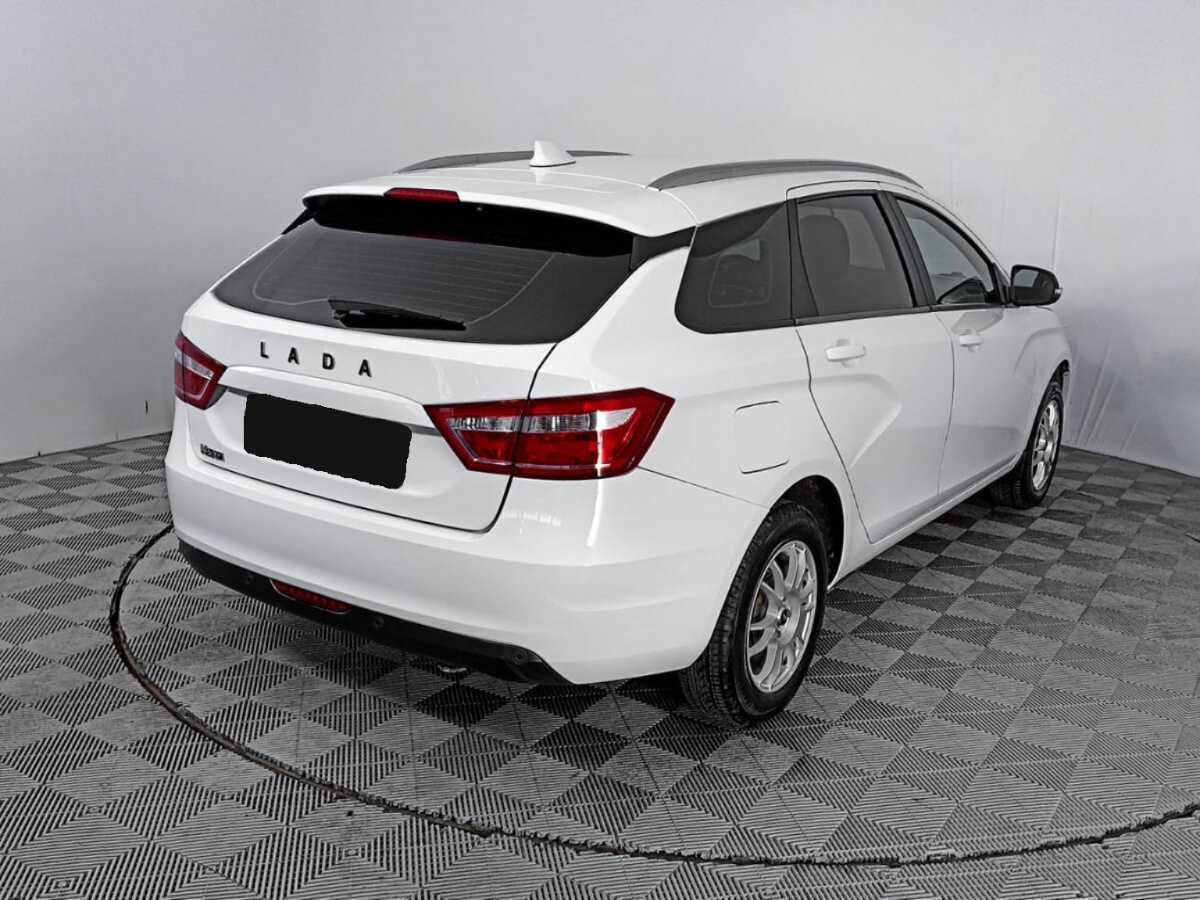 Lada (ВАЗ) Vesta с пробегом — 2021 год. Фото: #4