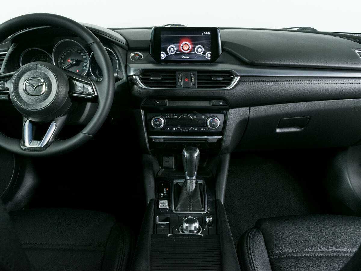 Mazda 6 с пробегом — 2017 год. Фото: #9