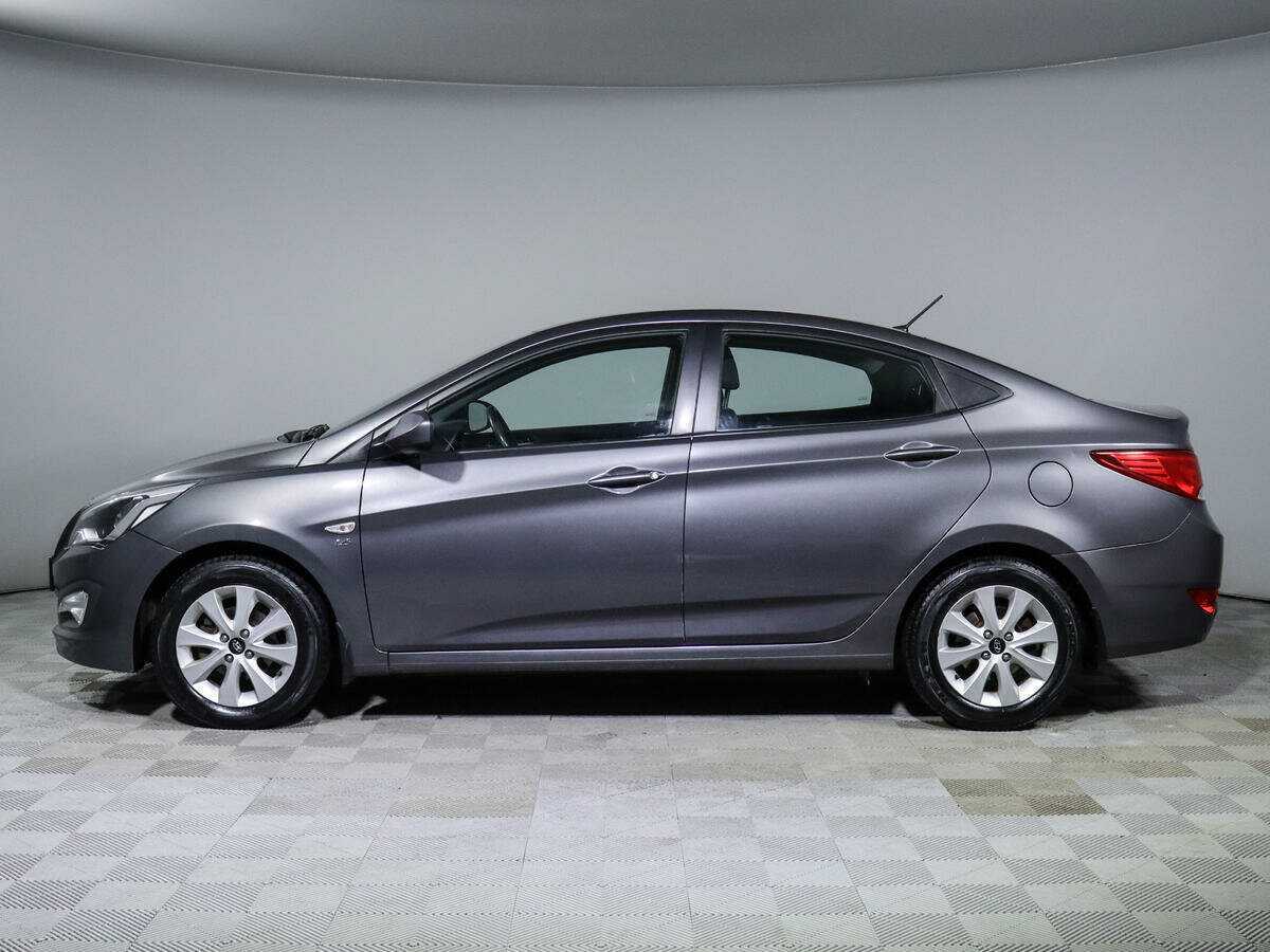 Hyundai Solaris с пробегом — 2016 год. Фото: #7