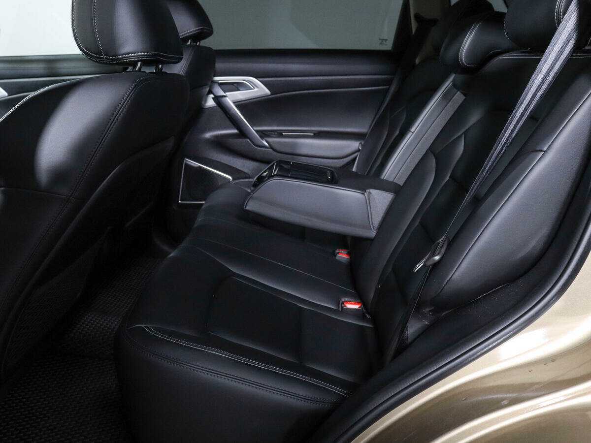 Geely Atlas с пробегом — 2021 год. Фото: #9