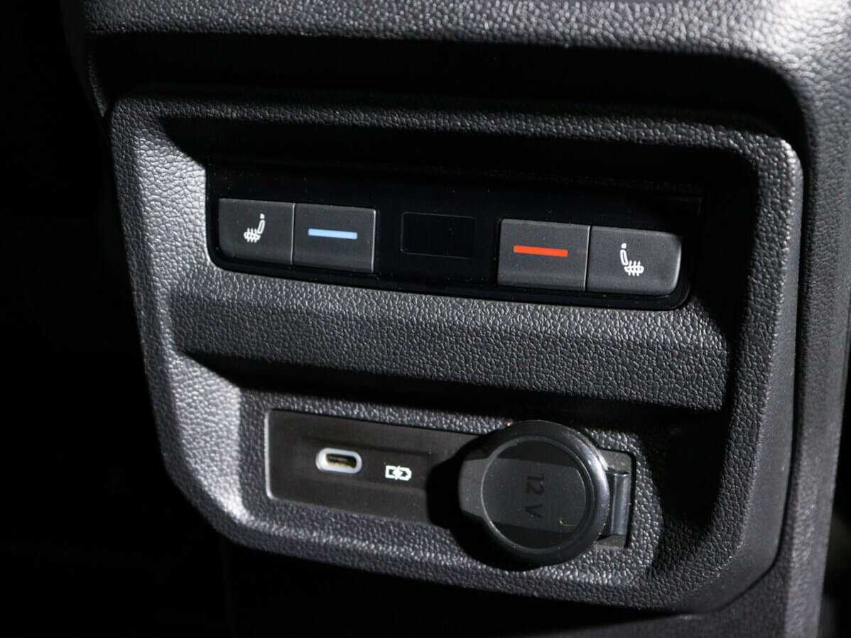 Volkswagen Tiguan с пробегом — 2021 год. Фото: #12